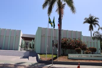 É uma imagem do post com o título Prefeitura de Carinhanha - BA reabre inscrições
