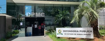É uma imagem do post com o título DPE - MG retifica Concurso Público com 30 vagas