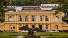 É uma imagem do post com o título Concurso Petrópolis RJ: edital é publicado com 199 vagas na Saúde