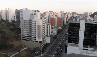 É uma imagem do post com o título Concurso PGE ES tem edital publicado para procurador; R$27 mil