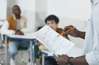 É uma imagem do post com o título IFPR abre seleção para professor substituto em Jaguariaiva PR