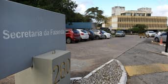 É uma imagem do post com o título Sefaz BA solicita novo concurso com 150 vagas de auditor fiscal