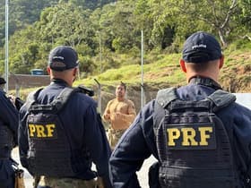 É uma imagem do post com o título Concurso PRF: corporação tem mais de 700 cargos vagos; veja!