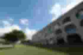 É uma imagem do post com o título Concurso UENF 2025 tem 50 vagas para assistente; veja o que faz