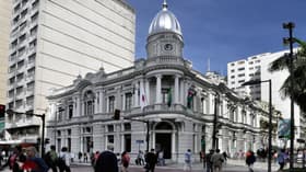 É uma imagem do post com o título Prefeitura de Juiz de Fora - MG retifica Concurso Público