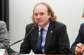 É uma imagem do post com o título Concurso Ibama: presidente prevê novo edital no início de 2024