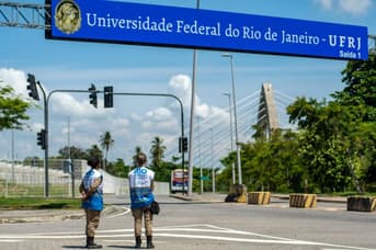 É uma imagem do post com o título Concurso UFRJ convoca para provas de nível superior; veja locais