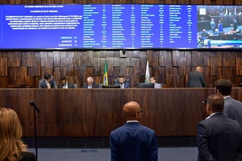 É uma imagem do post com o título Alerj aprova contratação de até 15 mil sem concurso Seeduc RJ