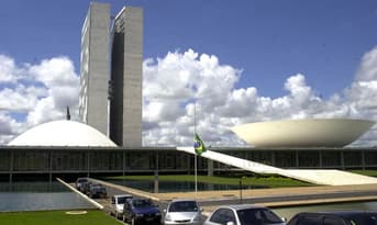 É uma imagem do post com o título Concursos Públicos: PL busca regular TAF para as gestantes