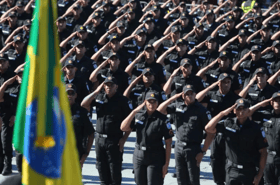 É uma imagem do post com o título Concurso PMERJ para oficial: dispensa confirma FGV como banca