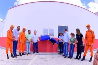 É uma imagem do post com o título Concurso Bombeiros RR: Antonio Denarium anuncia novo edital