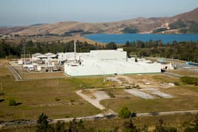 É uma imagem do post com o título Novo concurso INB tem banca contratada; oferta para RJ, MG e BA