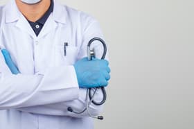 É uma imagem do post com o título Varginha MG abre dois processos seletivos para médicos