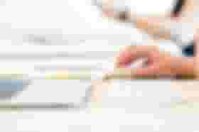 É uma imagem do post com o título CRMV SE retifica edital do concurso com quatro vagas