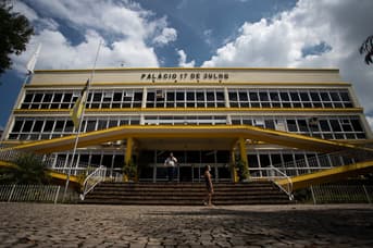 É uma imagem do post com o título Concurso Volta Redonda RJ terá mais um edital este ano; 400 vagas
