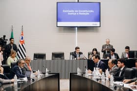 É uma imagem do post com o título Concurso PC SP: CCJ aprova projeto que exclui prova oral