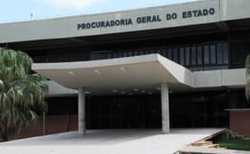 É uma imagem do post com o título Concurso PGE TO: publicado o edital com vagas para procurador