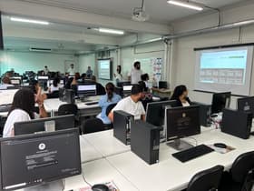 É uma imagem do post com o título Lei dos Concursos: prova online é aplicada e banca conta detalhes