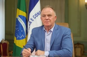 É uma imagem do post com o título Concursos Sedu ES e Idaf ES: governador confirma editais em 2024