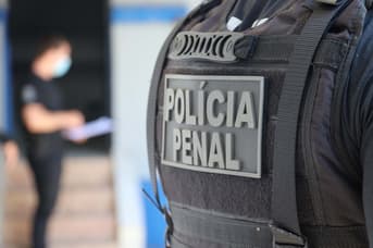 É uma imagem do post com o título Concurso Polícia Penal PR é autorizado e sindicato critica oferta