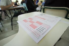 É uma imagem do post com o título CNU: confira a nota de corte dos blocos temáticos de 1 a 8