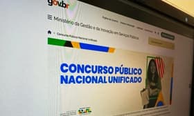 É uma imagem do post com o título CNU 2025: confira o número de inscritos por bloco temático