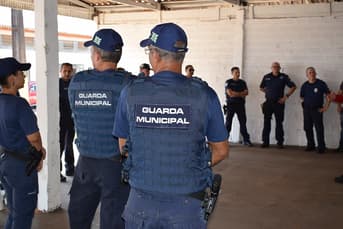 É uma imagem do post com o título Sai edital do concurso Guarda de Foz do Iguaçu PR com 50 vagas