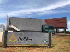 É uma imagem do post com o título PLDO DF 2024 é publicado com previsão de 58 mil provimentos