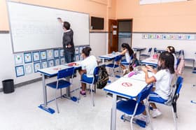 É uma imagem do post com o título Vitória ES define banca para concurso com 100 vagas na Educação