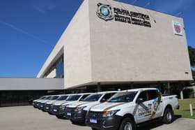 É uma imagem do post com o título Polícia Científica do Paraná anuncia concurso com 30 vagas