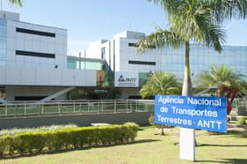 É uma imagem do post com o título Concurso ANTT: pedido de novo edital é enviado com 343 vagas