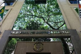 É uma imagem do post com o título Novo concurso TJM SP ofertará 11 vagas e tem cargos revelados