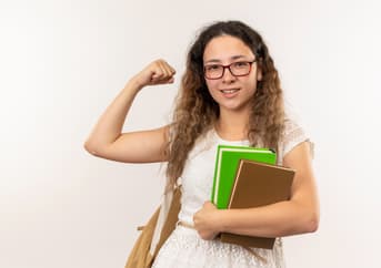 É uma imagem do post com o título Agosto chegou: como reacender os estudos para concursos em 2025?