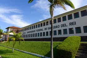 É uma imagem do post com o título UFSJ - MG: Universidade divulga dois editais de Concursos Público
