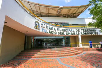 É uma imagem do post com o título Presidente comenta sobre novo concurso Câmara de Teresina PI