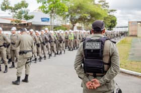 É uma imagem do post com o título Concurso PM AL: governo anuncia edital com 1.060 vagas