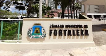 É uma imagem do post com o título Concurso Câmara de Fortaleza CE com 78 vagas tem banca definida