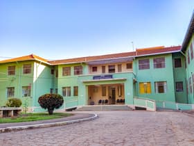 É uma imagem do post com o título Fhemig MG abre vaga para técnico em informática