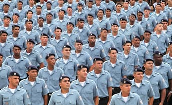 É uma imagem do post com o título Como fica o concurso PMERJ Saúde após suspensão para soldados?