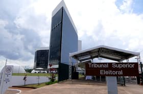 É uma imagem do post com o título Concurso TSE Unificado: reajuste aumenta benefícios e remuneração