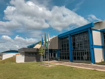 É uma imagem do post com o título Concurso Anac: sai edital com 70 vagas para especialistas