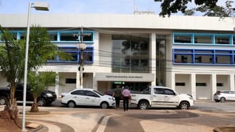É uma imagem do post com o título Concurso Rio Branco AC divulga editais com mais de 1.200 vagas