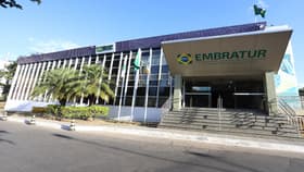 É uma imagem do post com o título Concurso Embratur tem banca definida; iniciais de até R$9,8 mil!