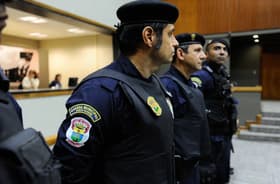 É uma imagem do post com o título Concurso Guarda de Porto Alegre RS divulga edital para 32 vagas!