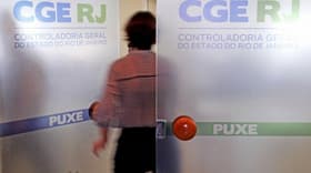É uma imagem do post com o título Concurso CGE RJ: governador autoriza a convocação de aprovados