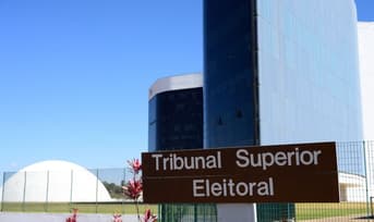 É uma imagem do post com o título Concurso TSE Unificado: o que estudar para as provas?