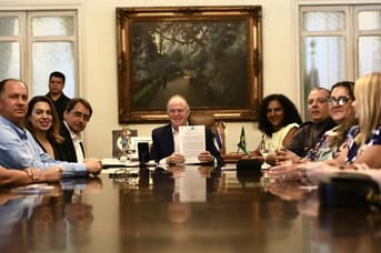É uma imagem do post com o título Concurso PM ES: governador fala sobre novo edital para Saúde