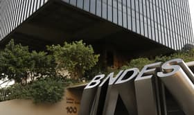 É uma imagem do post com o título Banca libera consulta aos locais de prova do concurso BNDES