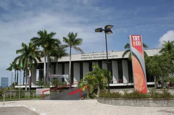É uma imagem do post com o título Concurso TRT RN encerra inscrições; veja próximas datas!