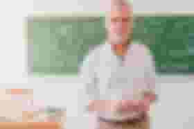 É uma imagem do post com o título Escola Técnica em SP abre seleção para professores de Matemática